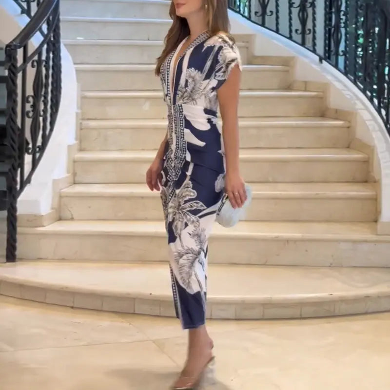 VVZ "Goddess-Style" Casual Mid-Length Dress with Cinch Waist