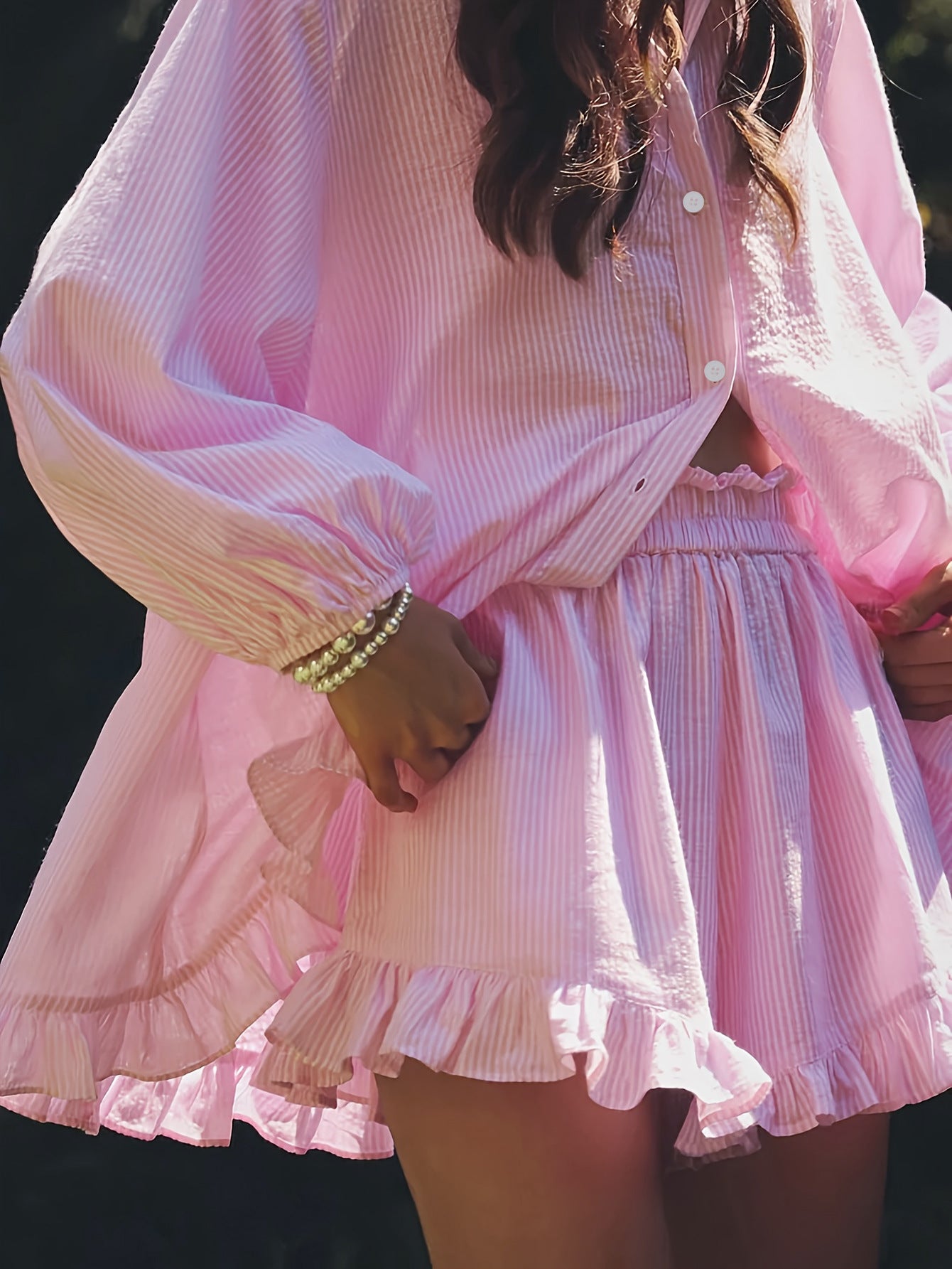 VVZ Striped long-sleeve puff-sleeve ruffled shirt and shorts