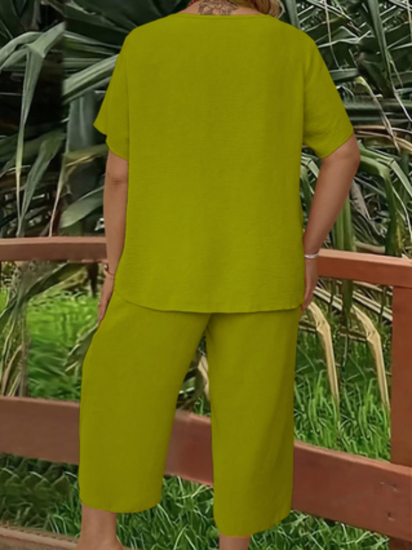 VVZ Elegant Plus-Size Women's Set: Solid-Color Short-Sleeve Fashion Top & Casual Wide-Leg Pants