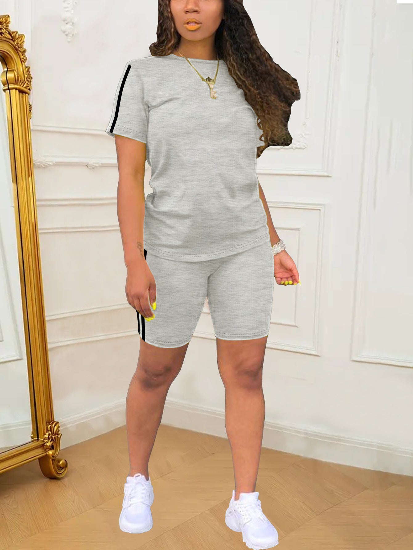 VVZ Short-Sleeve T-Shirt and Shorts