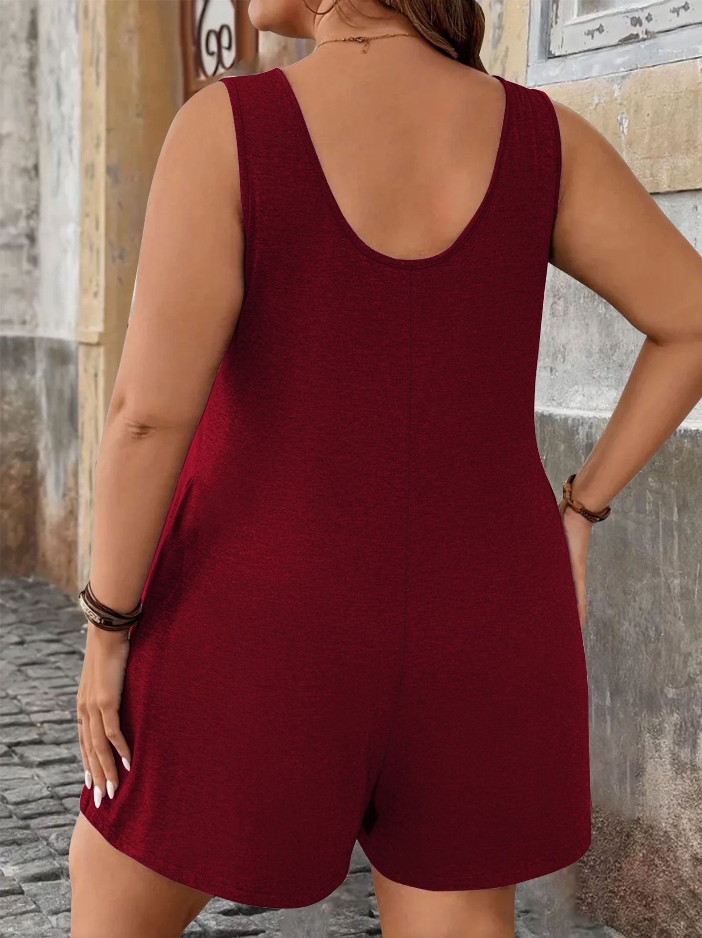 VVZ Solid color sleeveless slim-fit jumpsuit shorts