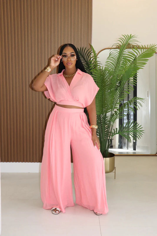 VVZ Solid-Color Batwing Top with Lapel and V-Neckline, Paired with Wide-Leg Trousers