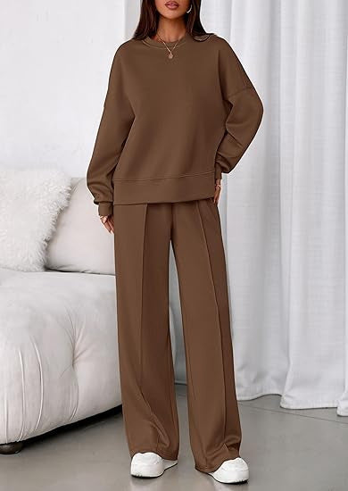VVZ Long-sleeve sweatshirt and straight-leg drawstring pants