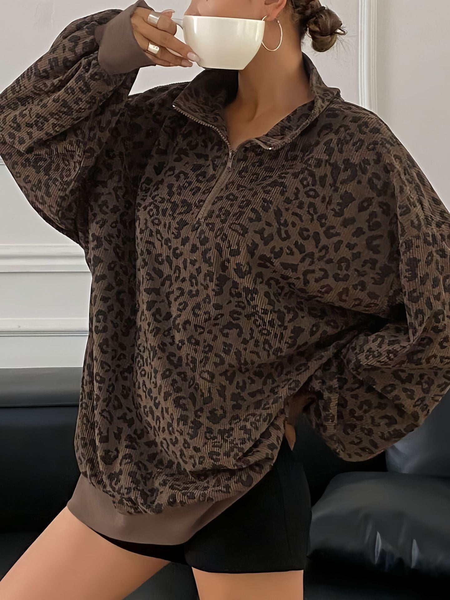VVZ Women's Pullover Hoodie