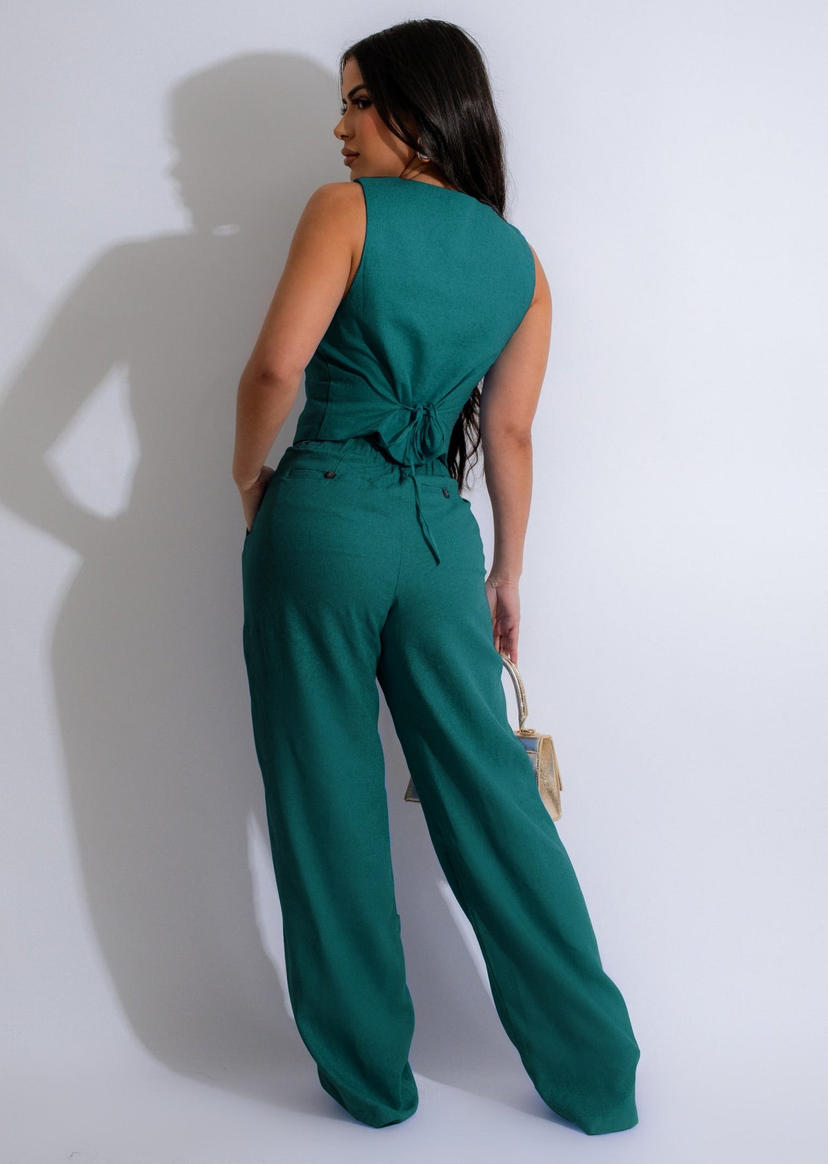 VVZ Women's fitted cropped tank top and high-waisted trousers