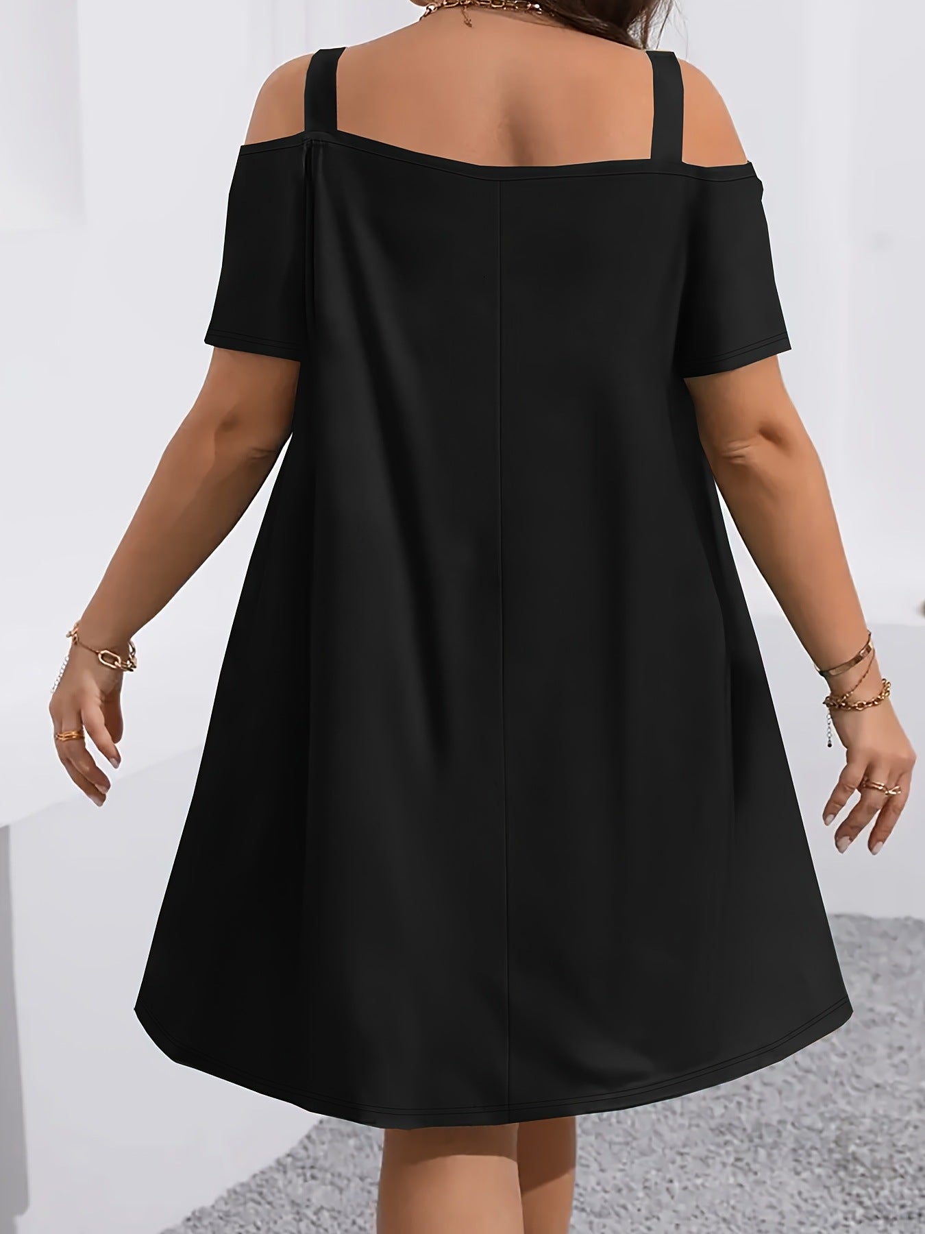VVZ Plus-Size Women's Casual Midi Dress: Crew Neck, Short Sleeve, Cold-Shoulder, Slim Fit
