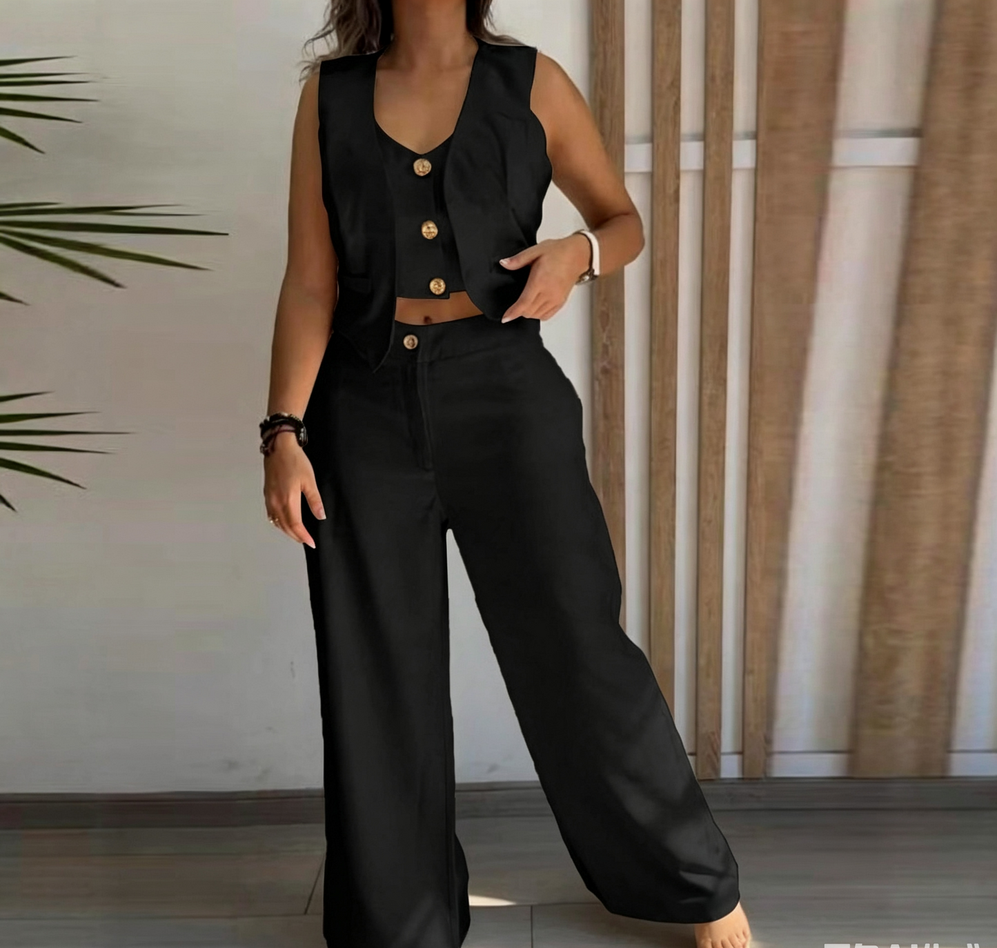 VVZ Button-accented V-neck sleeveless top and solid-color loose trousers set