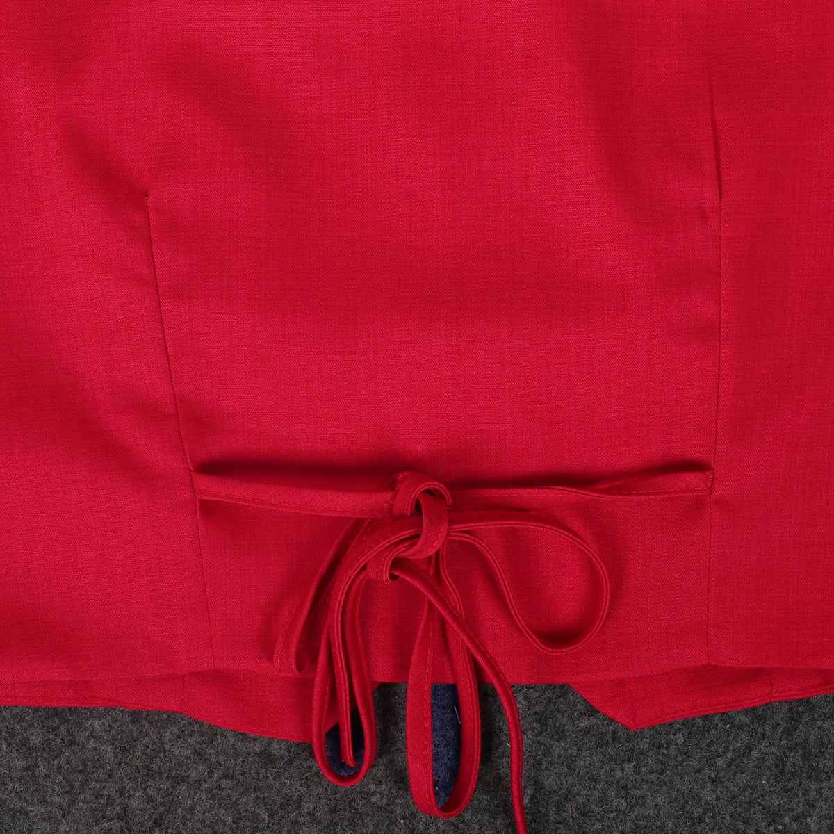 VVZ Women's fitted cropped tank top and high-waisted trousers