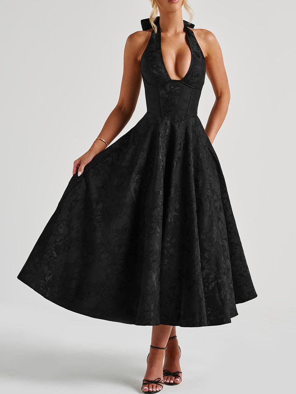 VVZ V-Neck Halter Jacquard Dress