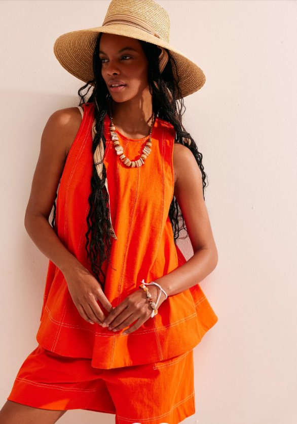 VVZ Sleeveless A-line Tank Top and High-waisted Shorts