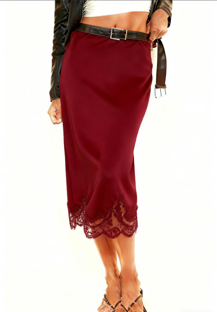 VVZ Color-Blocked Skirt with Lace Paneling