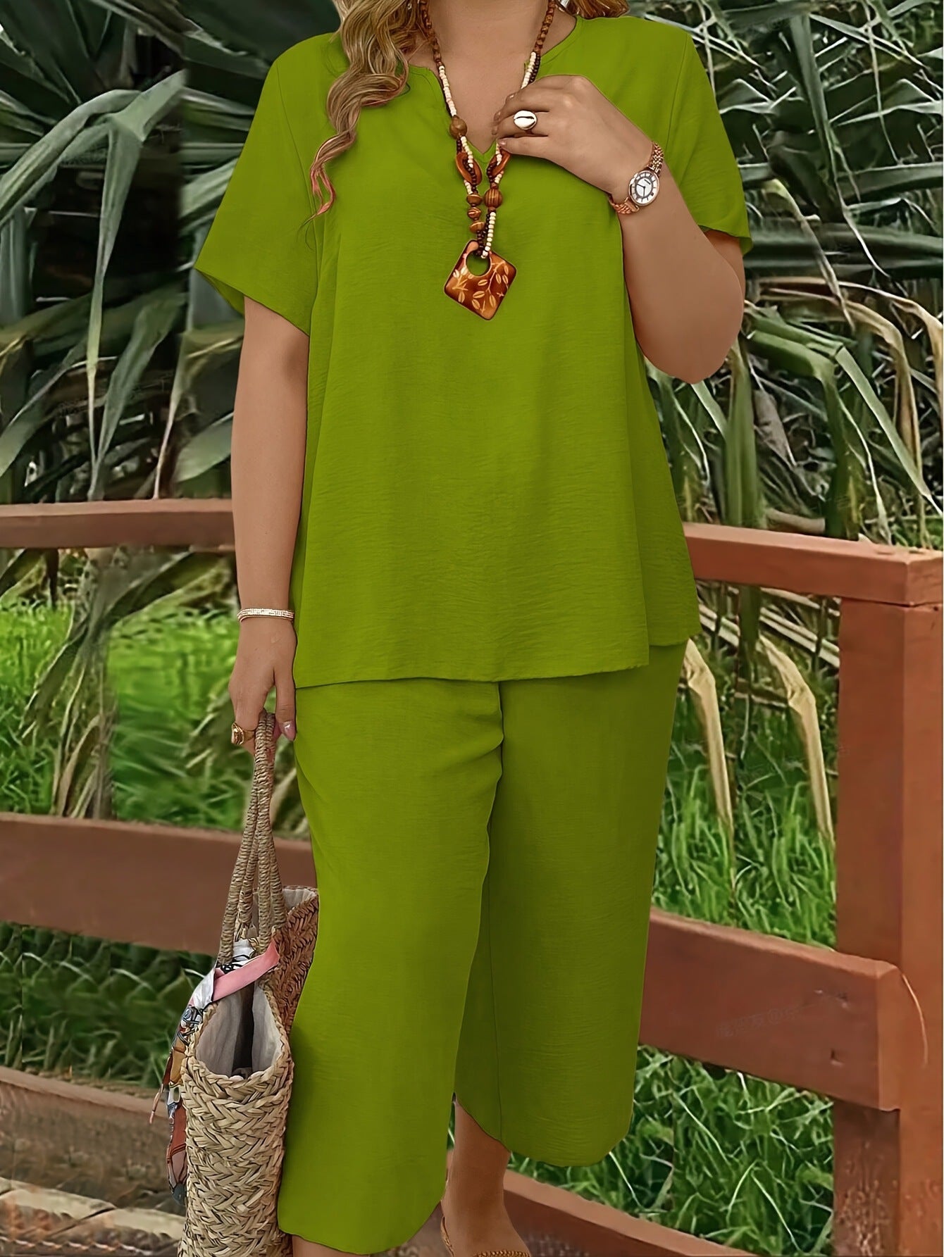 VVZ Elegant Plus-Size Women's Set: Solid-Color Short-Sleeve Fashion Top & Casual Wide-Leg Pants