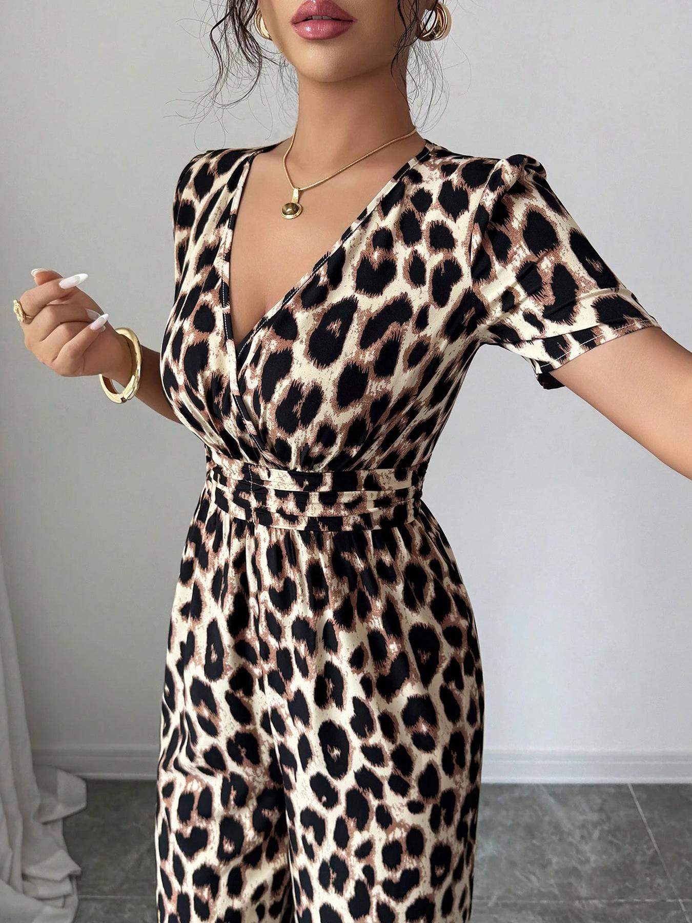 VVZ Women's Leopard Print V-Neck Jumpsuit