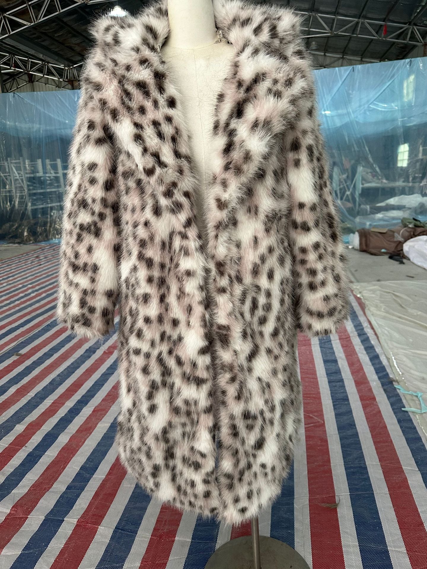 VVZ Leopard Print Faux Fur Coat
