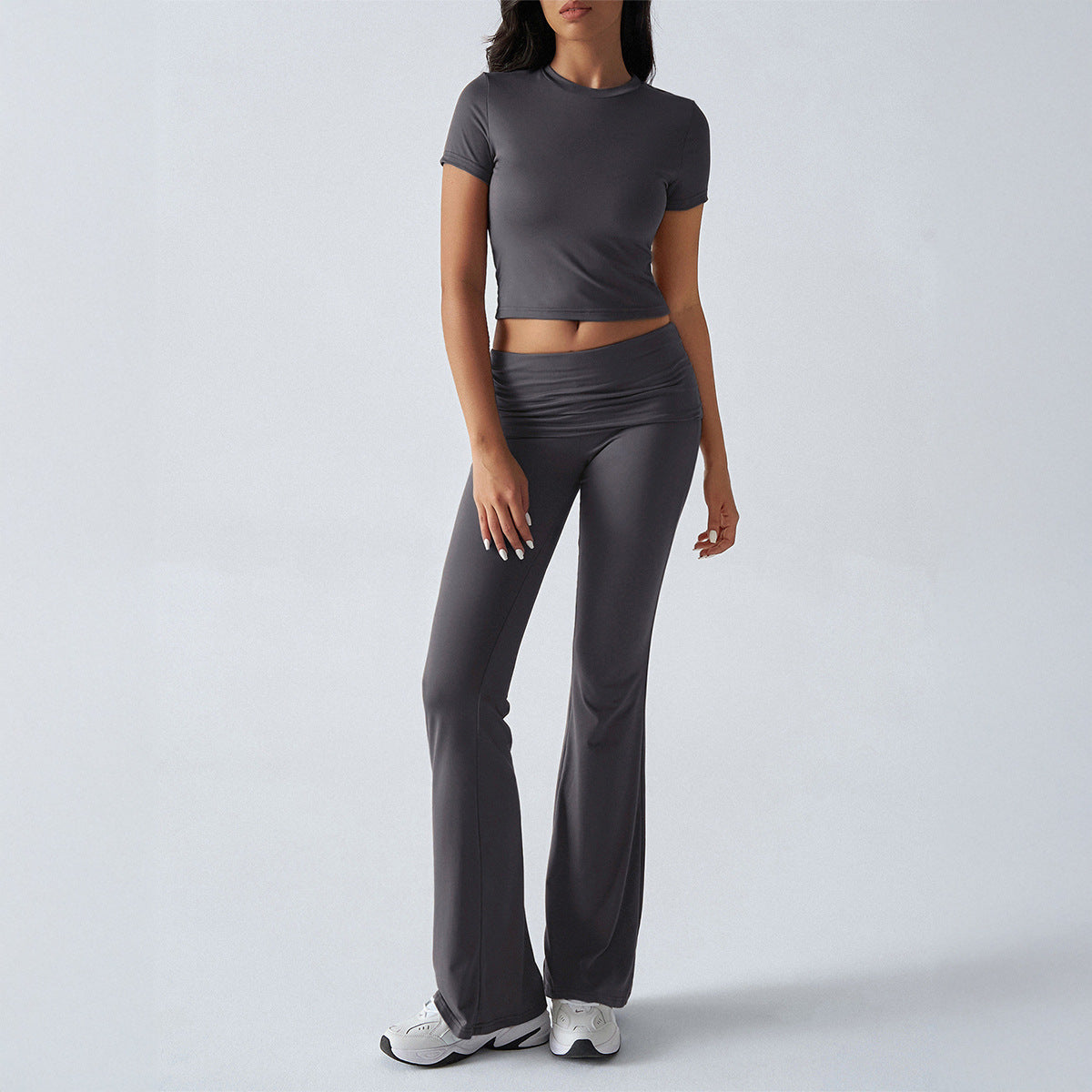 VVZ Women's Solid Color Crop Tee & Flare Leg Pants Two-piece Set