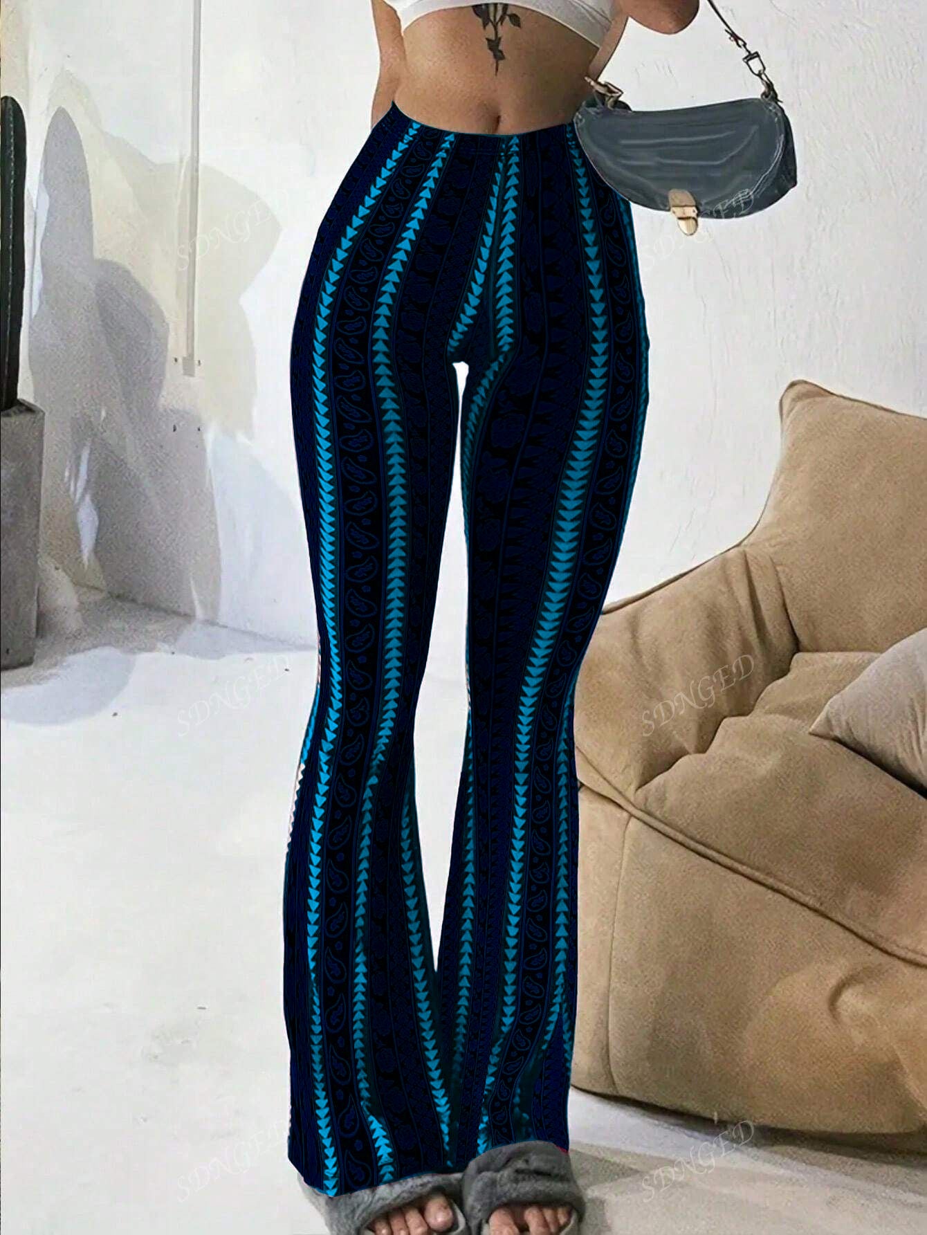 VVZ Women's Geometric Print Flared Knit Pants