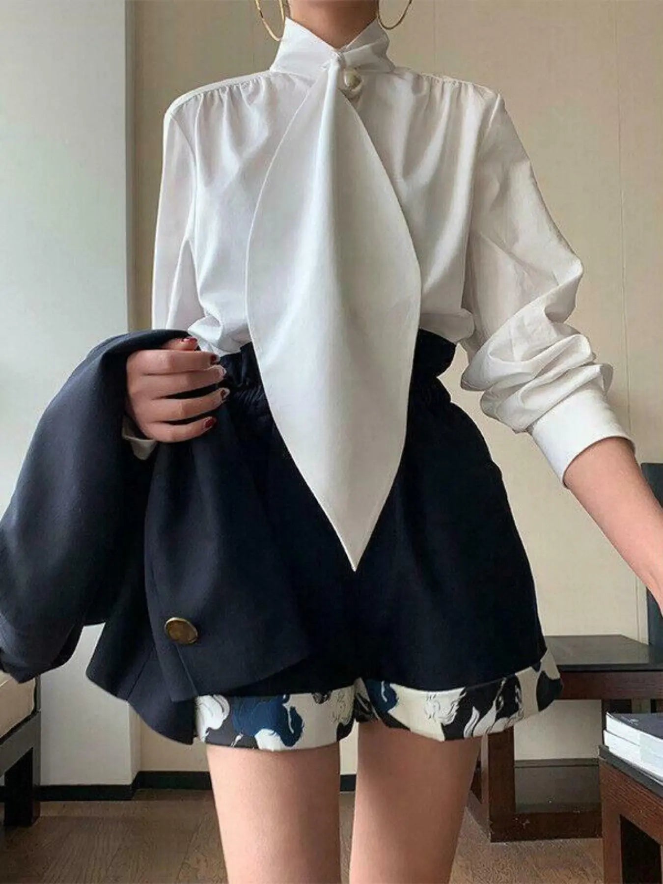 VVZ Women's Long-Sleeve High-Neck Shirt